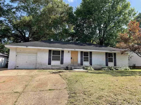 4863 Blanding Ave, Memphis, TN 38118