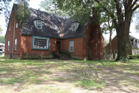 3222 Clarke Rd, Memphis, TN 38115