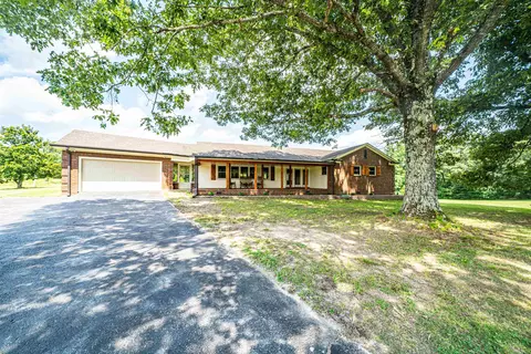 5455 Bobbitt Rd, Moscow, TN 38057