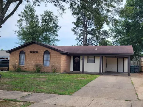 3401 Bestway Dr, Memphis, TN 38118