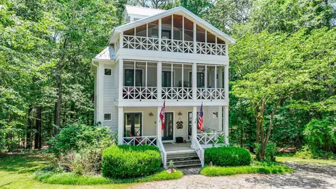 50 Lakeshore Dr, Counce, TN 38326