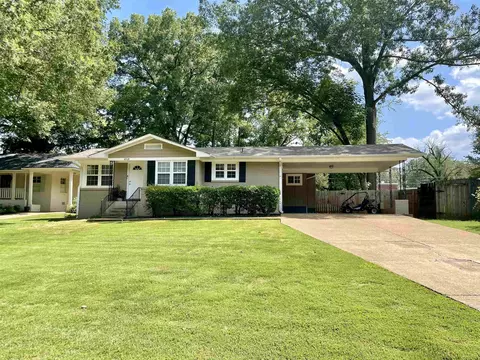 4939 Normandy Ln, Memphis, TN 38117