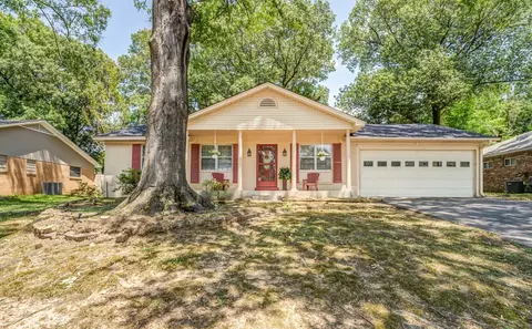 2810 N Star Dr, Bartlett, TN 38134