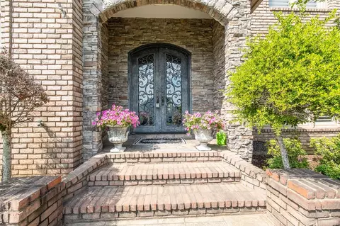 10034 Pointe Cv, Lakeland, TN 38002