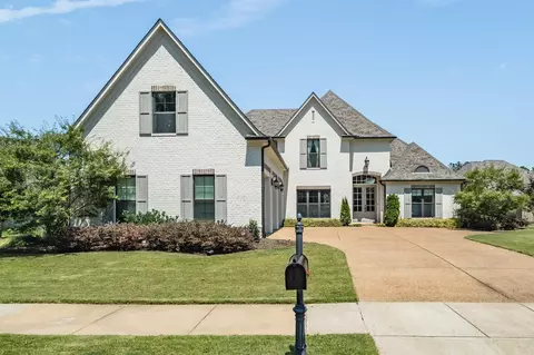 5062 Adagio Ln, Lakeland, TN 38002