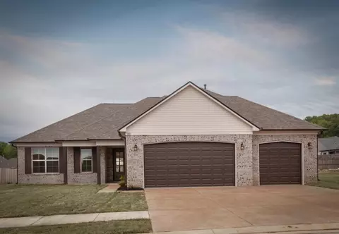 140 Forsyth Ln, Munford, TN 38058