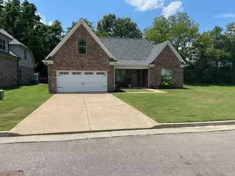 75 Greyson Cv, Oakland, TN 38060