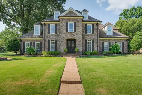 10801 Whisper Hollow Cv, Collierville, TN 38017
