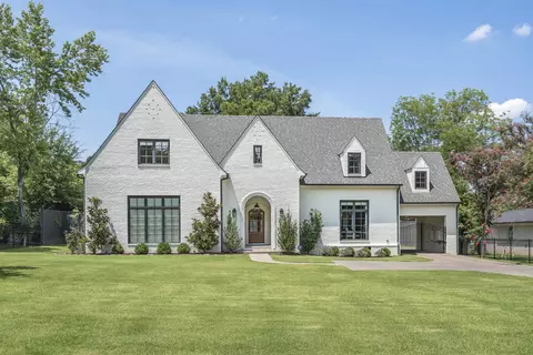4764 Barfield Rd, Memphis, TN 38117