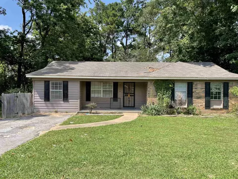 4248 Nam-ni Dr, Memphis, TN 38128