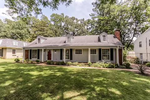 2100 Donnington Cv, Germantown, TN 38138
