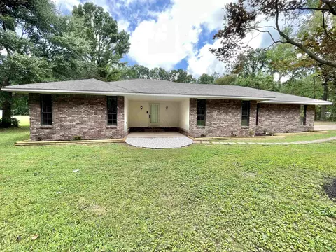 3212 Cuba-millington Rd, Millington, TN 38053