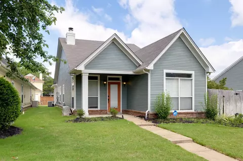 1071 E Island Dr, Memphis, TN 38103