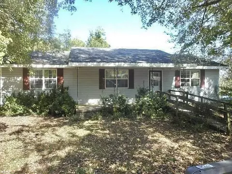 45 Baker Hill Ln, Bolivar, TN 38008