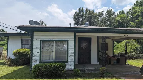675 Granada Dr, Memphis, TN 38109
