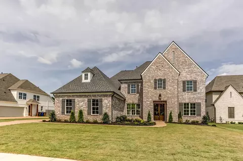 4867 Maple Walk Dr, Lakeland, TN 38002