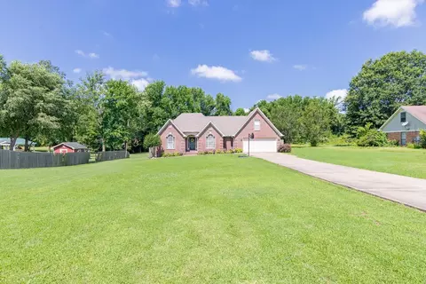 219 Heather Ln, Drummonds, TN 38023 photo 2