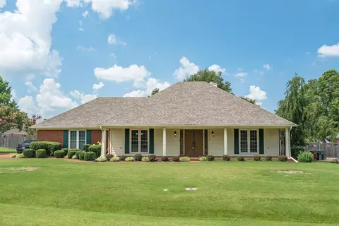 8890 Ellenwood Cv, Bartlett, TN 38133