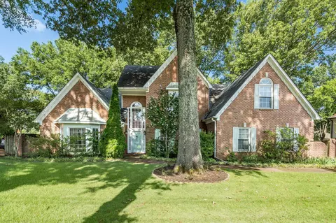 2083 Johnson Rd, Germantown, TN 38139