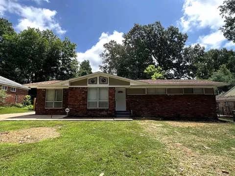 3658 Lakehurst Dr, Memphis, TN 38128