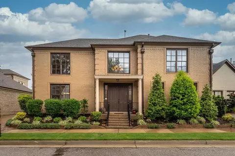 1560 Lawton Trl, Germantown, TN 38138