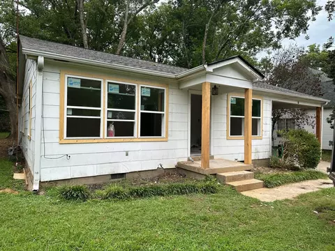 95 S Main St, Brighton, TN 38011
