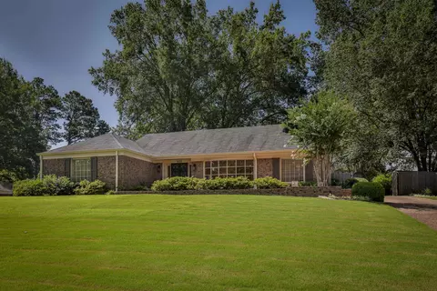 7655 S Mchenry Cir, Germantown, TN 38138