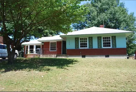 1220 Woodbury St, Memphis, TN 38111