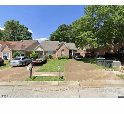 6742 Whitten Pine Rd, Memphis, TN 38133