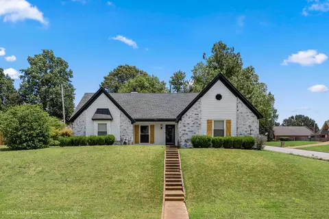 736 Overcup Oaks Cv, Memphis, TN 38018