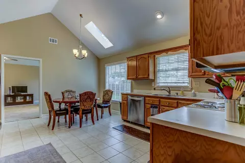336 Cedar Brook Dr, Collierville, TN 38017 photo 9