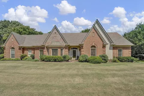 3279 Alfred Dr, Bartlett, TN 38133