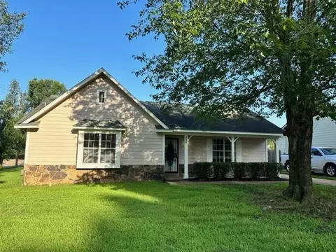 6005 Cloverland Cv, Millington, TN 38053