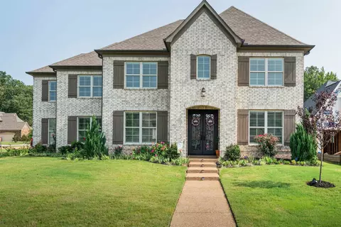 10450 Ashlyn Valley Dr, Lakeland, TN 38002
