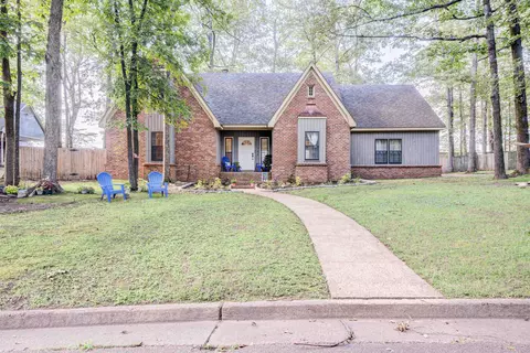 742 N Tree Dr, Collierville, TN 38017 photo 2