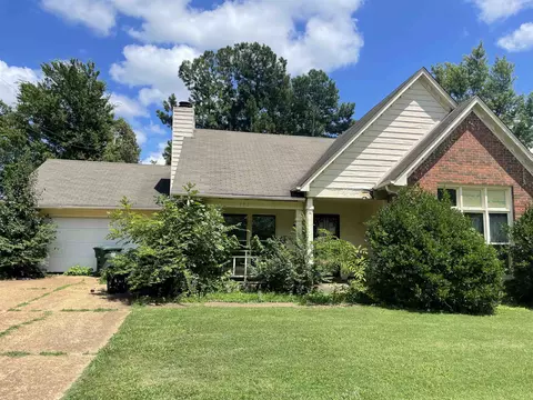 896 Cully Rd, Memphis, TN 38018