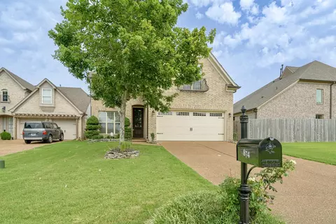 874 Winter Leaf Dr, Cordova, TN 38018
