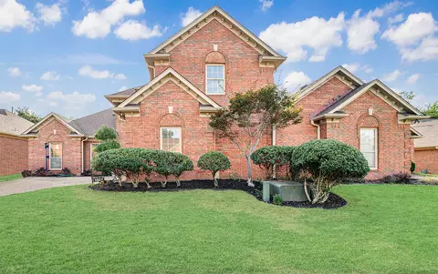1827 W Pheasant Acres Ln, Memphis, TN 38016