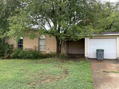 3479 Pine Ridge Ln, Memphis, TN 38118