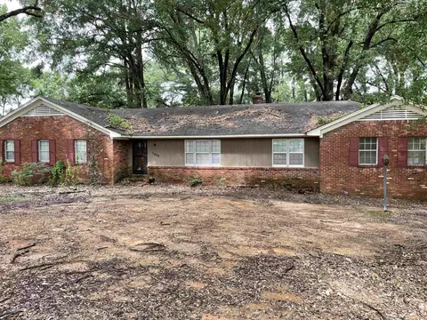 3039 Knight Rd, Memphis, TN 38118