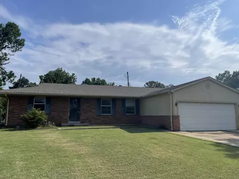 384 Whiteville Ave, Memphis, TN 38109