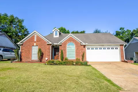 4925 Barkshire Dr, Memphis, TN 38141