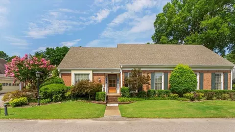 1885 Wicklow Way Rd, Germantown, TN 38139