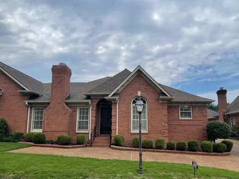 1841 E Pheasant Acre Ln E, Memphis, TN 38016