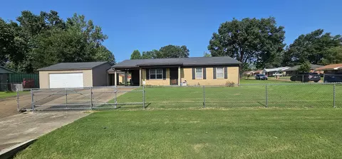 7645 Bethuel Rd, Millington, TN 38053