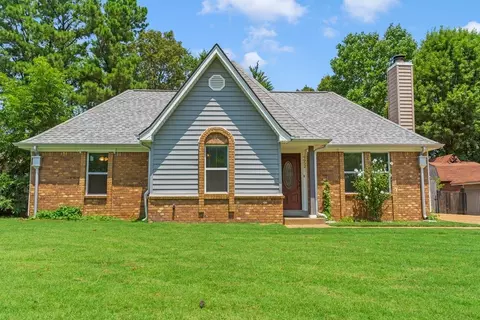 6652 Elkgate Dr, Memphis, TN 38141