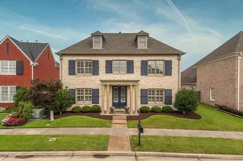 1813 Enclave Green Ln W, Germantown, TN 38139