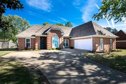 5010 Tickle View Dr, Millington, TN 38053