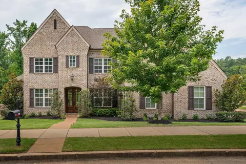 4719 Maple Forest Dr, Lakeland, TN 38002