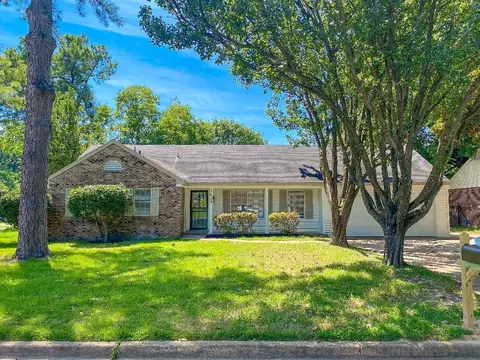 3635 Twinmont St, Memphis, TN 38128